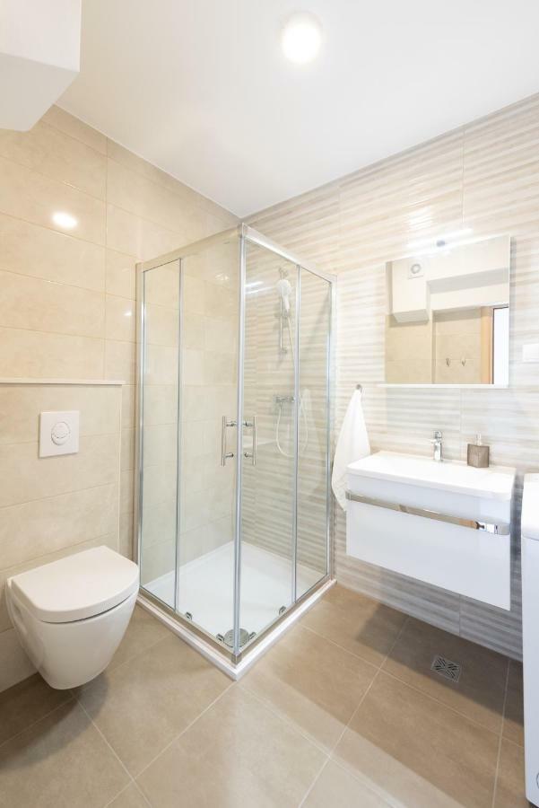 Villa Apartments Duje Kaštela Exterior foto